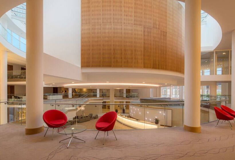 Отель Hilton At St George S Park, Burton Upon Trent