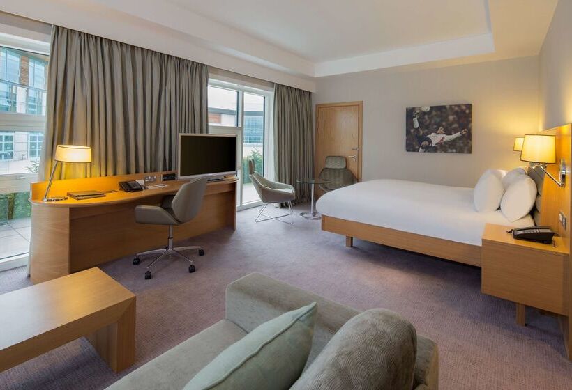 Отель Hilton At St George S Park, Burton Upon Trent