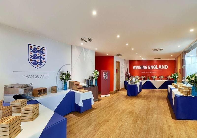 Отель Hilton At St George S Park, Burton Upon Trent