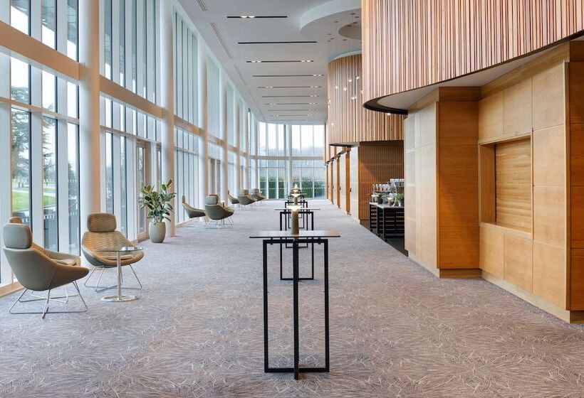 Отель Hilton At St George S Park, Burton Upon Trent
