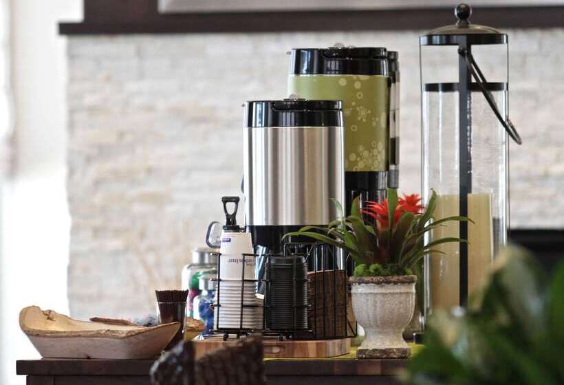 酒店 Hilton Garden Inn Victoria