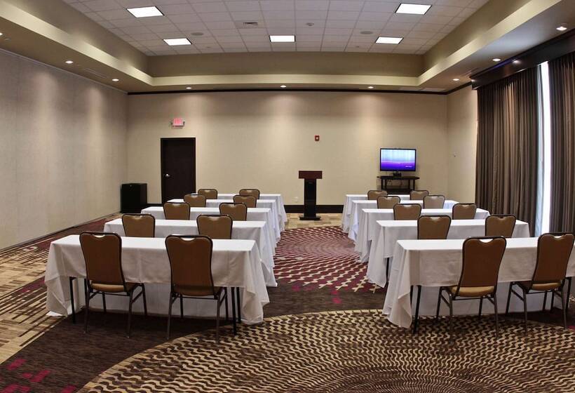 酒店 Hilton Garden Inn Victoria