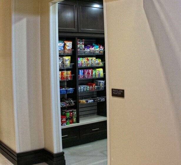 酒店 Hilton Garden Inn Victoria