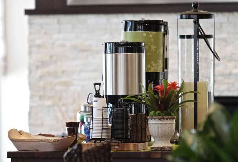 酒店 Hilton Garden Inn Victoria