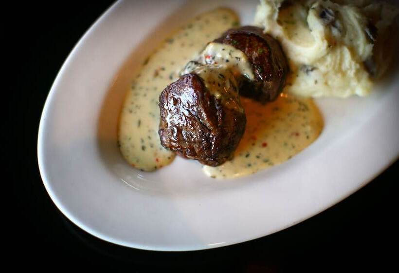 בית מלון כפרי Holiday Inn And Suites East Peoria, An Ihg