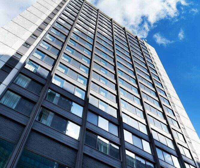 هتل Holiday Inn Express Birmingham   Snow Hill, An Ihg