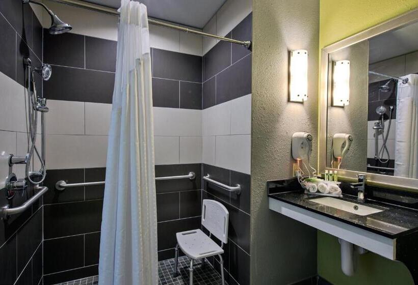 בית מלון כפרי Holiday Inn Express & Suites Carlisle, An Ihg