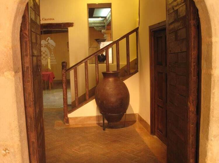 בית מלון כפרי Hospederia Porta Coeli