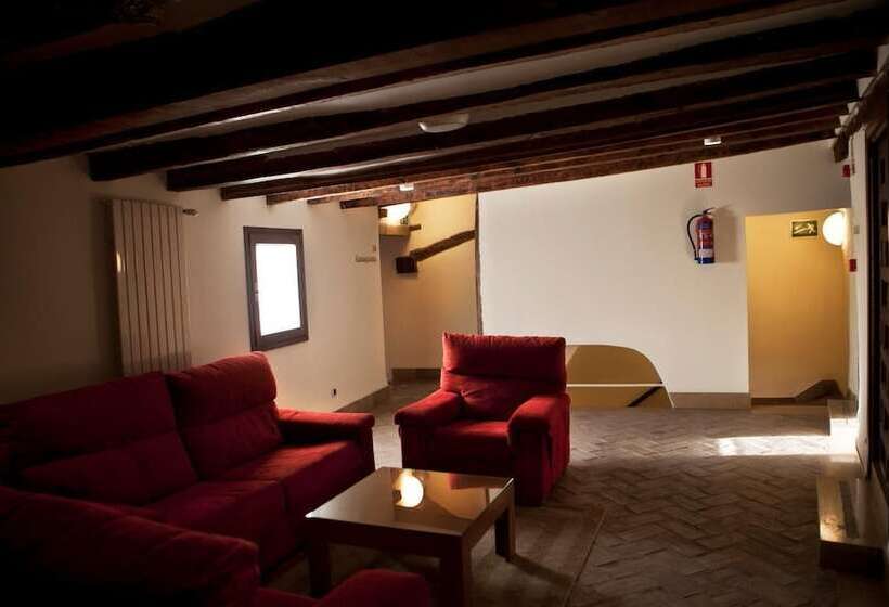 בית מלון כפרי Hospederia Porta Coeli