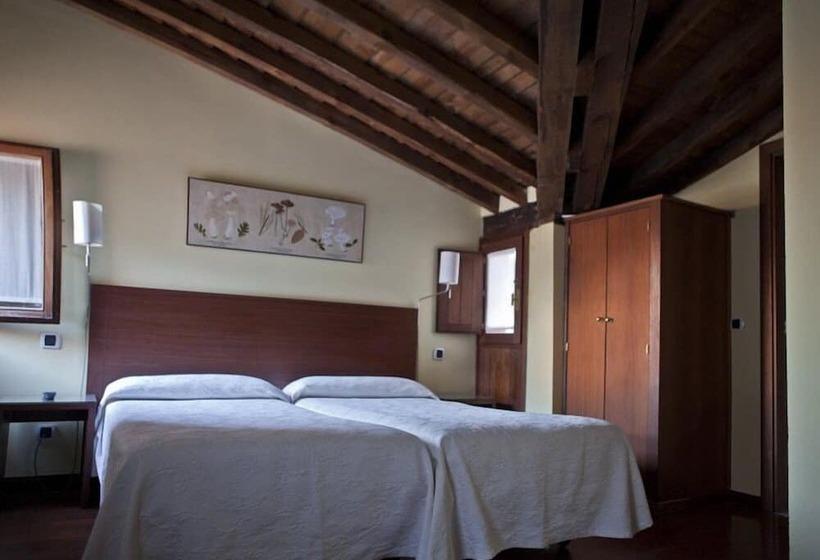 בית מלון כפרי Hospederia Porta Coeli