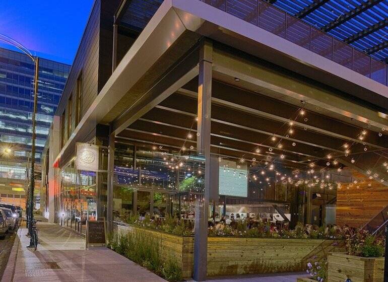 هتل Hyatt Place Chicago South/university Medical Center