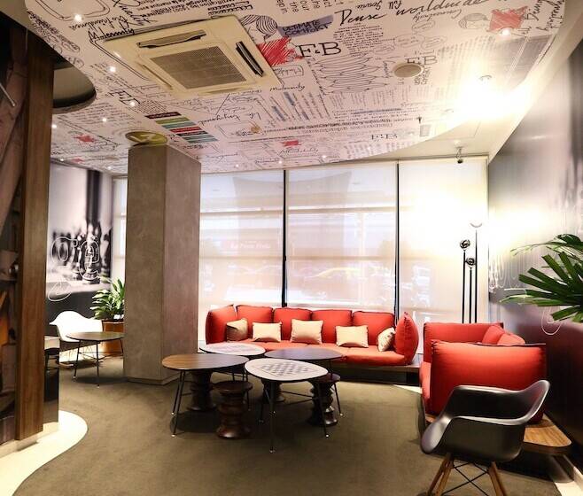 هتل Ibis Buenos Aires Obelisco