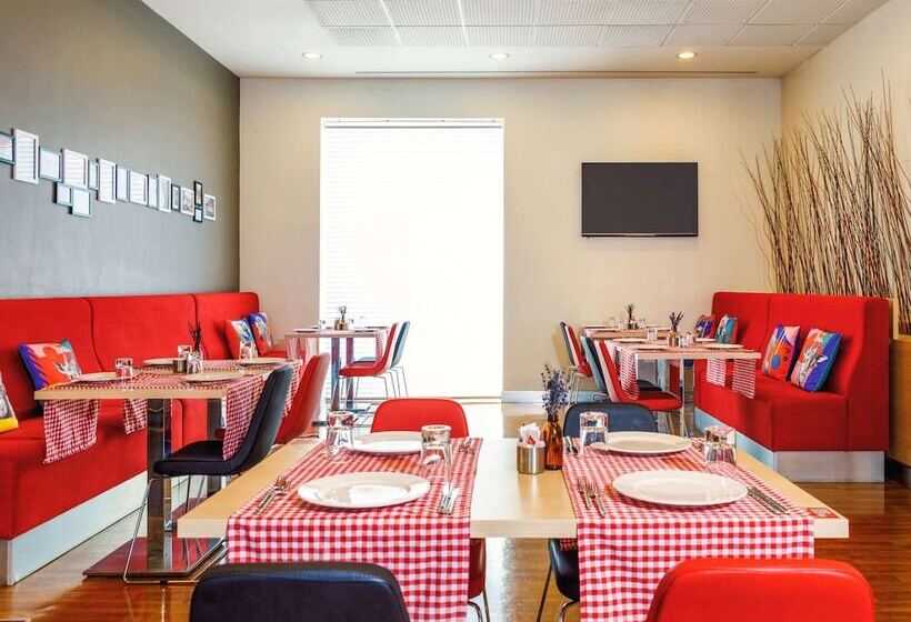 هتل Ibis Istanbul Esenyurt