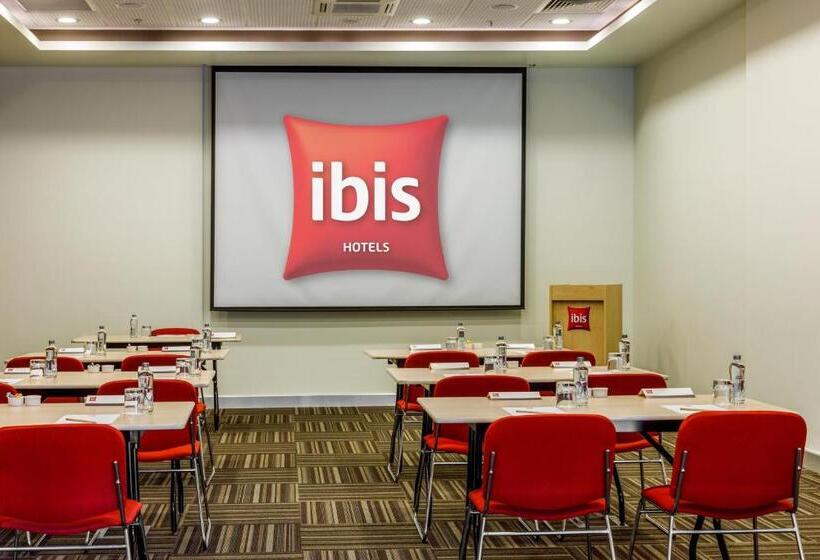 هتل Ibis Istanbul Esenyurt