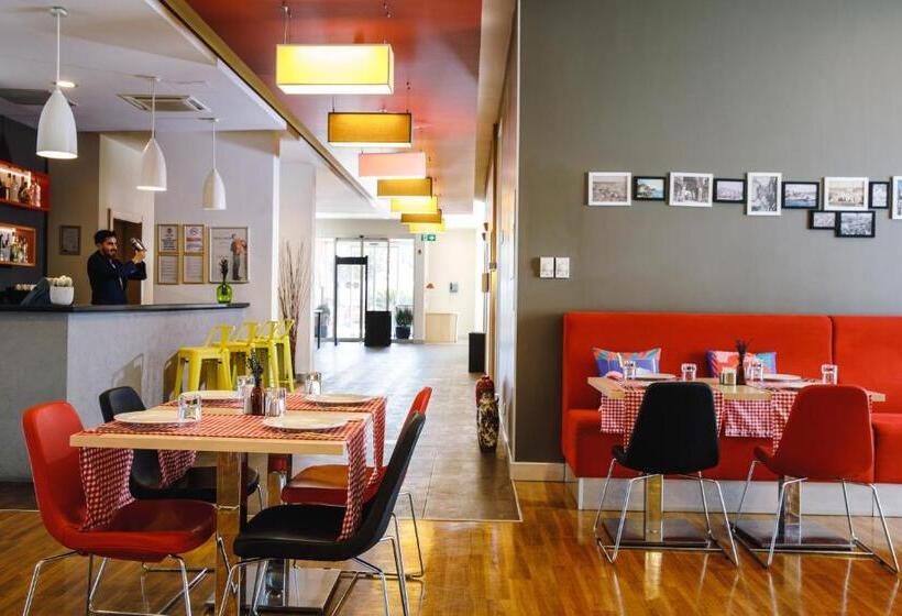 هتل Ibis Istanbul Esenyurt