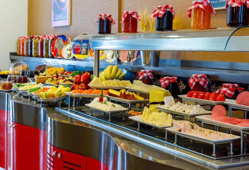 هتل Ibis Istanbul Esenyurt