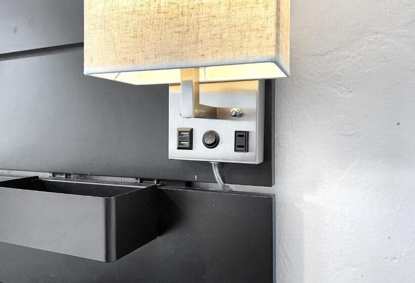 ホテル Laguna Blu Beach