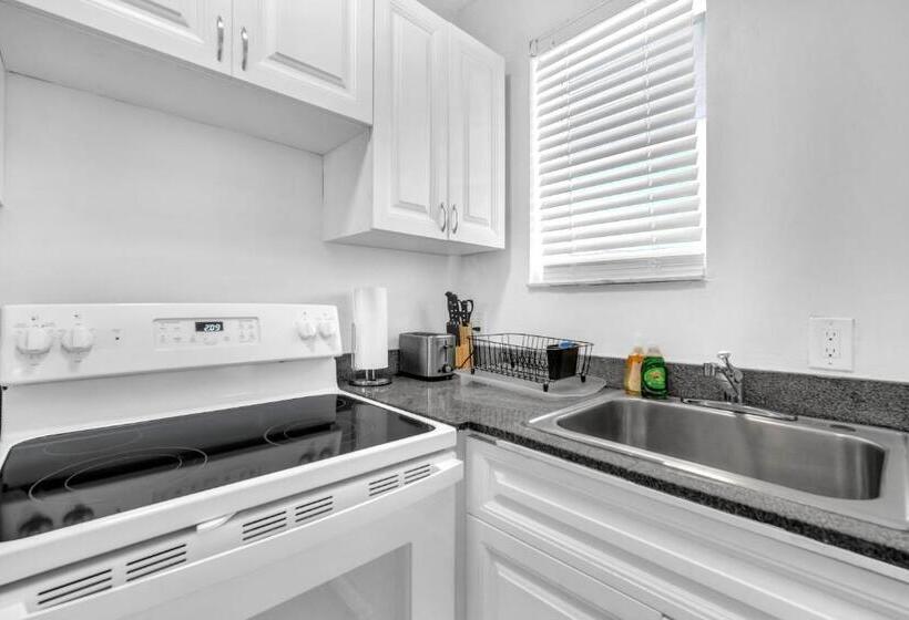 Отель Laguna Blu Beach