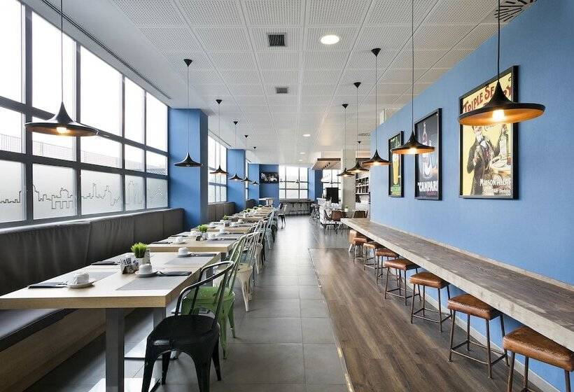 فندق Madrid Airport Suites, Affiliated By Meliá