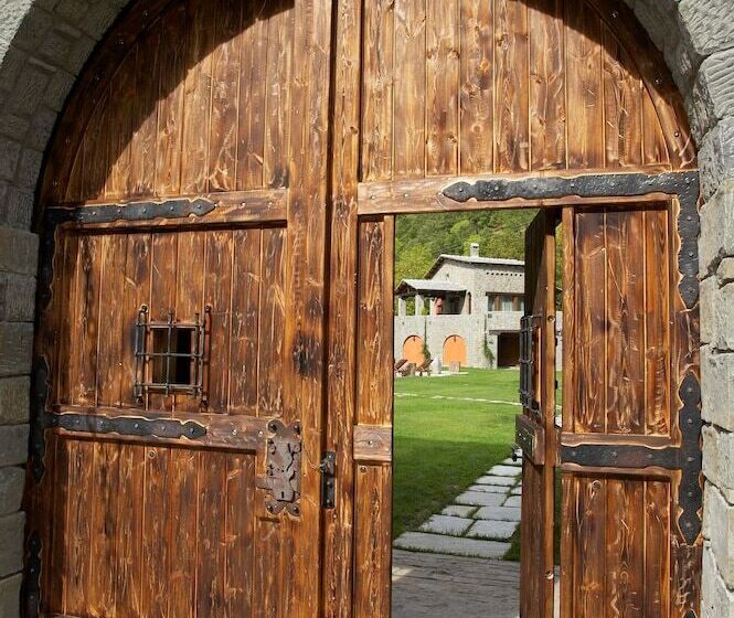 هتل Mantania Tower