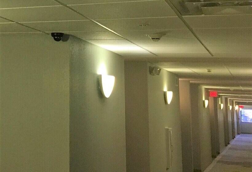 Marble Waters Hotel & Suites, Trademark By Wyndham