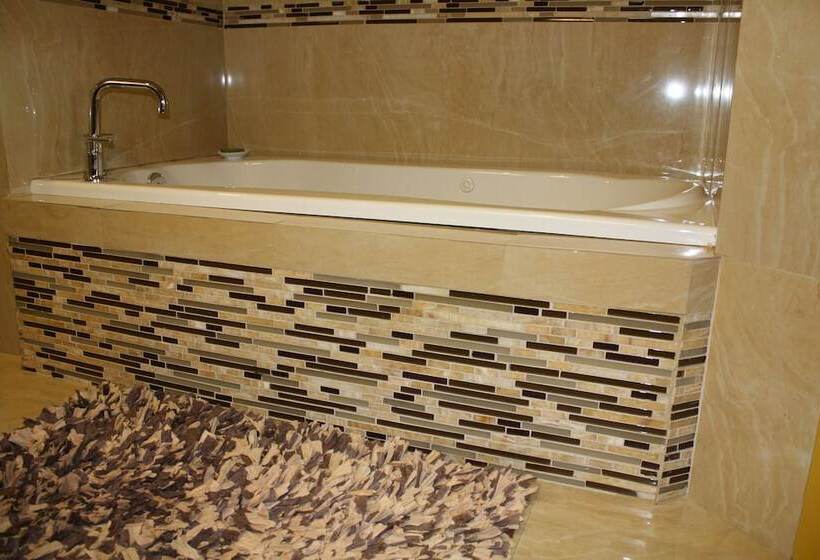 Marble Waters Hotel & Suites, Trademark By Wyndham