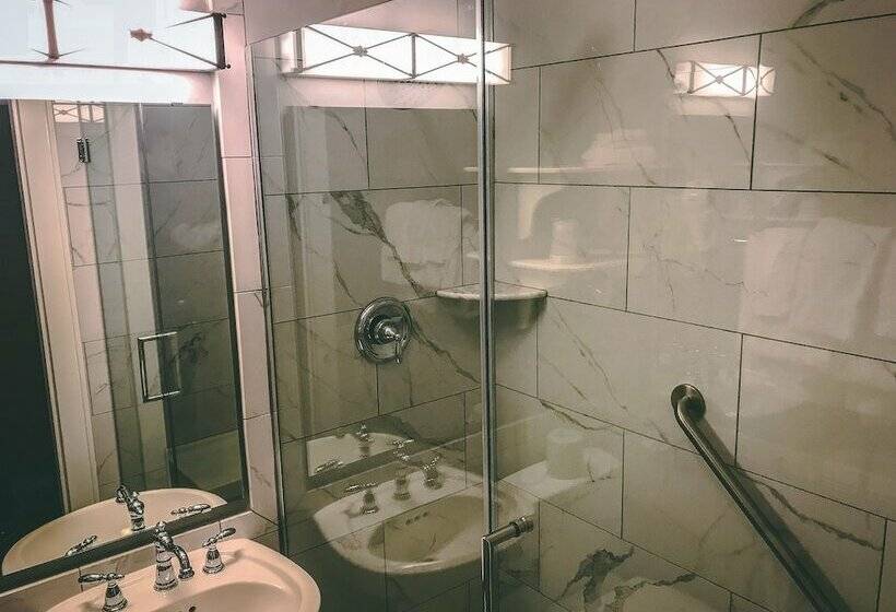 Отель Mountain Lake Lodge