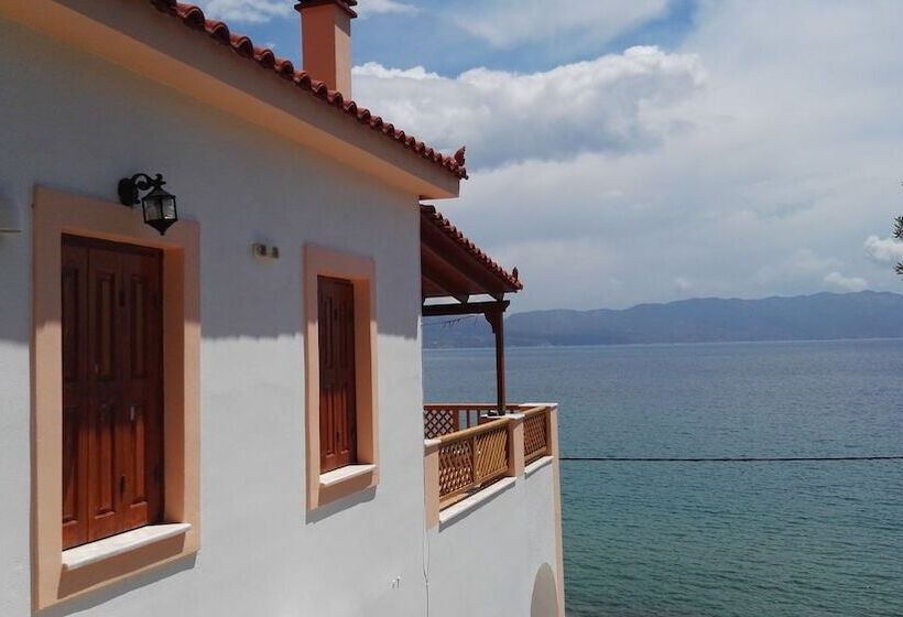 호텔 Nereides Apartments