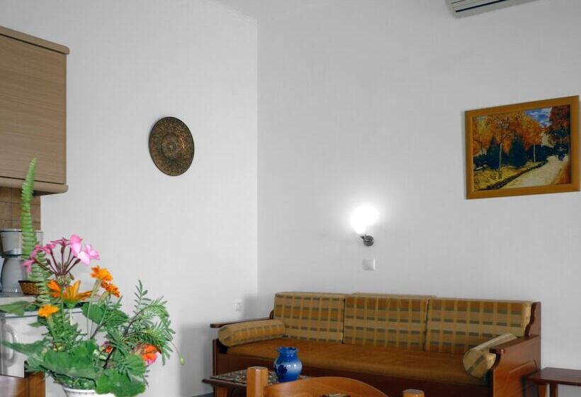 호텔 Nereides Apartments