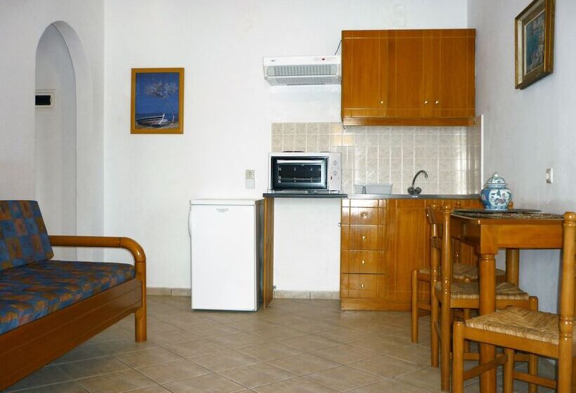 호텔 Nereides Apartments