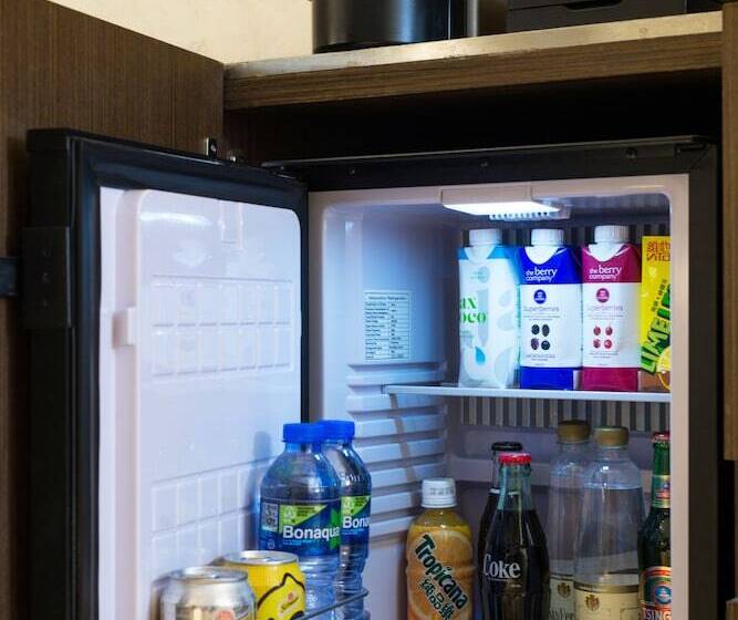 هتل Ovolo Central