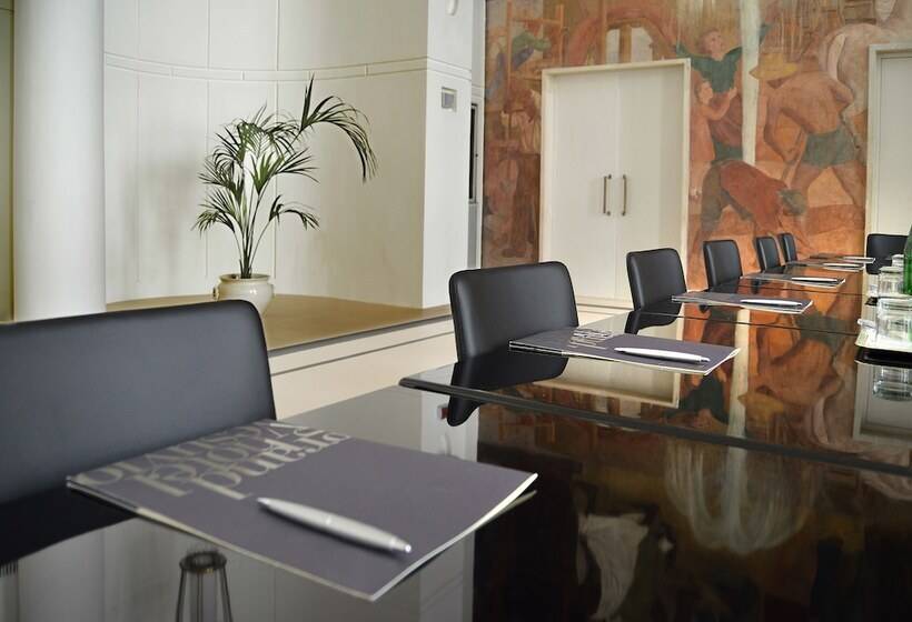 ホテル Palazzo Esedra