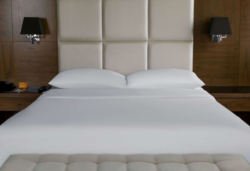 هتل Park Inn By Radisson Istanbul Asia Kavacik