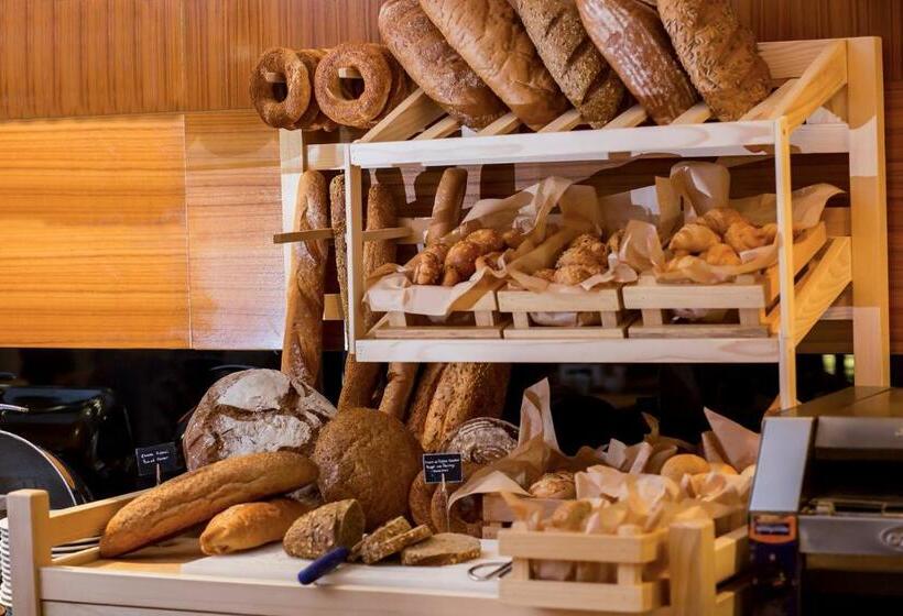 هتل Park Inn By Radisson Istanbul Asia Kavacik