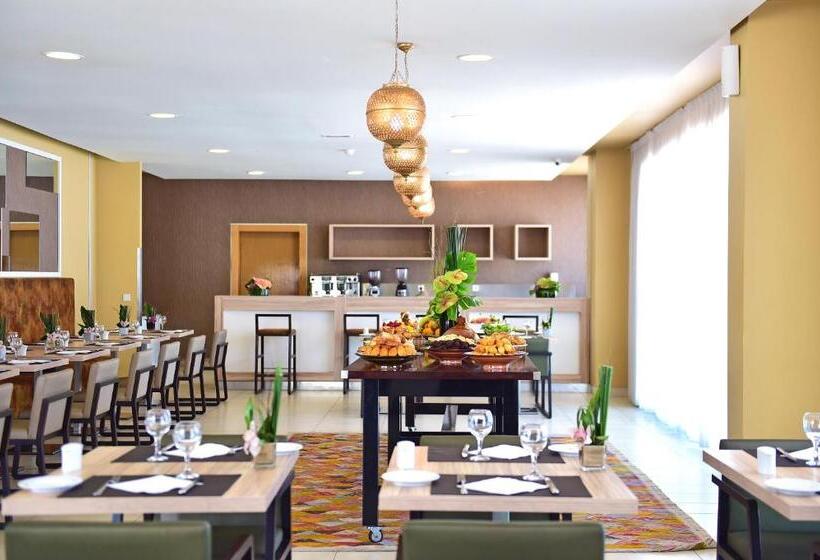 בית מלון כפרי Pestana Casablanca, Seaside Suites & Residences