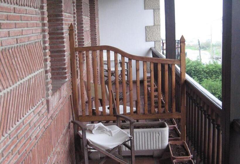 هتل Posada El Jardin De Angela