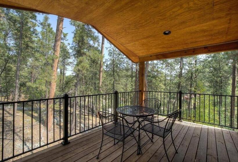 هتل Powder House Lodge