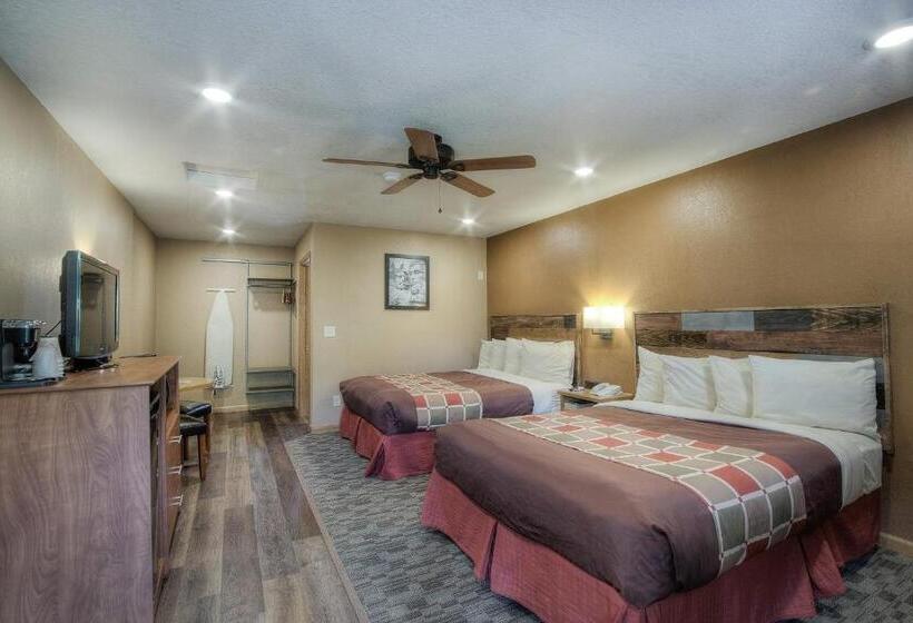 هتل Powder House Lodge