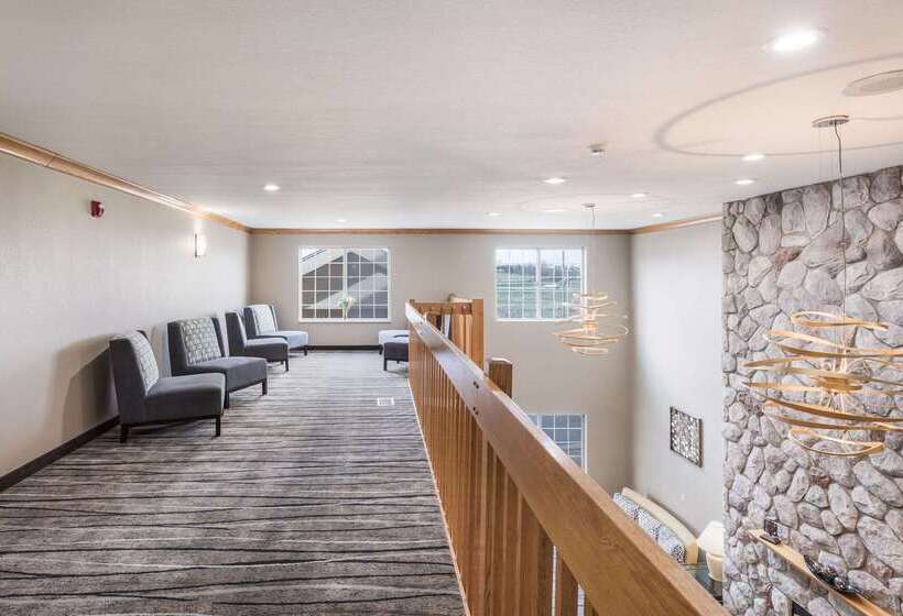 فندق Quality Inn & Suites Lodi I 90