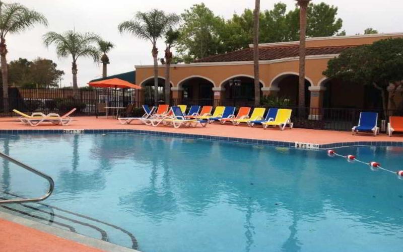 酒店 Ramada By Wyndham Kissimmee Downtown