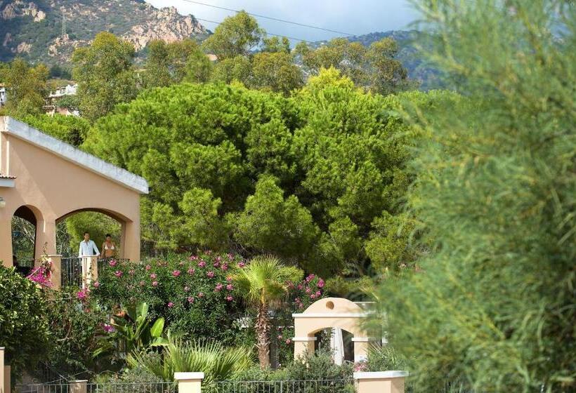 בית מלון כפרי Amareclub Rocca Dorada