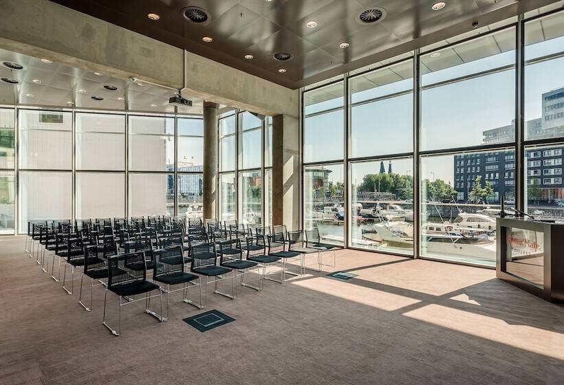 酒店 Room Mate Aitana