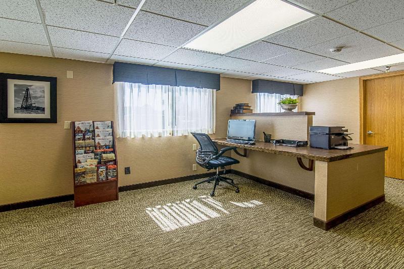 Roosevelt Hotel   Undergoing Improvements