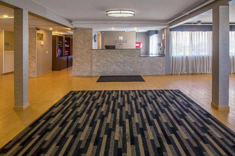 Roosevelt Hotel   Undergoing Improvements