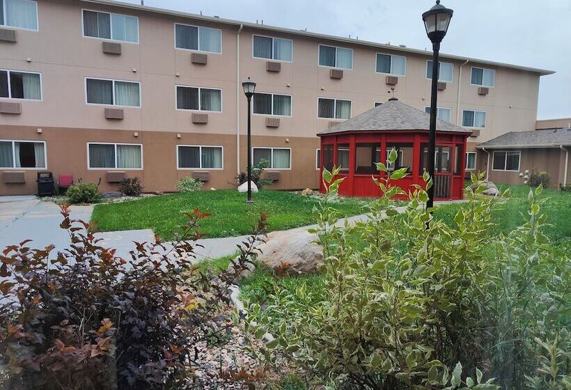 Roosevelt Hotel   Undergoing Improvements