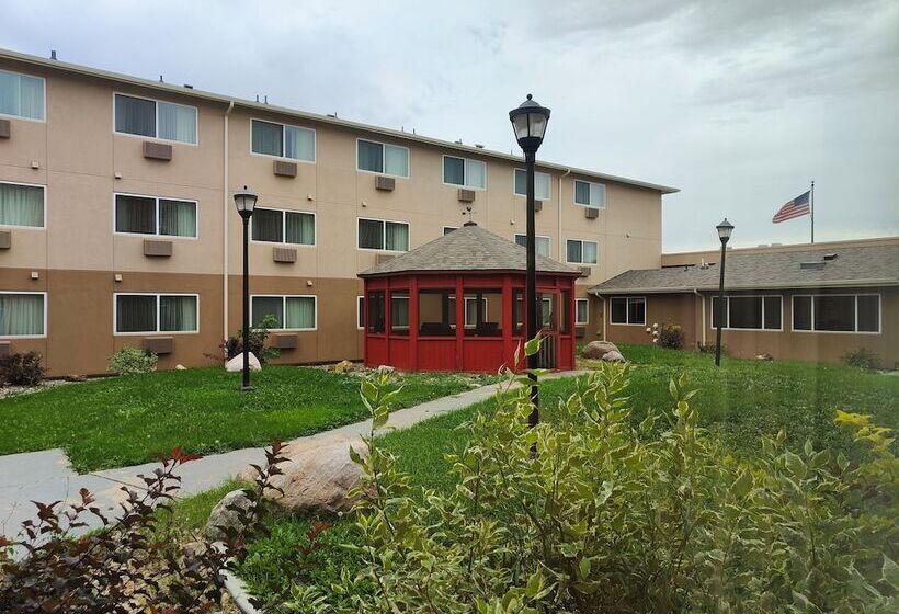 Roosevelt Hotel   Undergoing Improvements