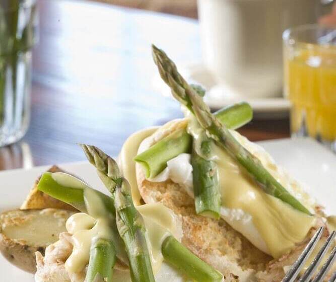 هتل روستایی Red Coach Inn