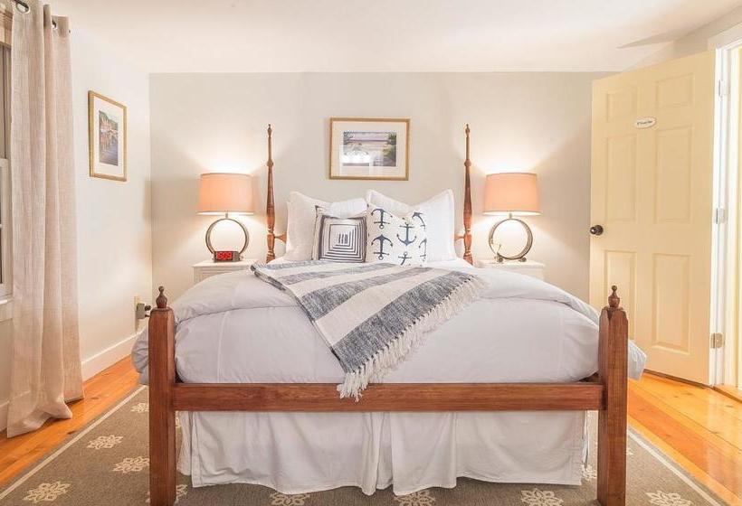 فندق Sea Meadow Inn