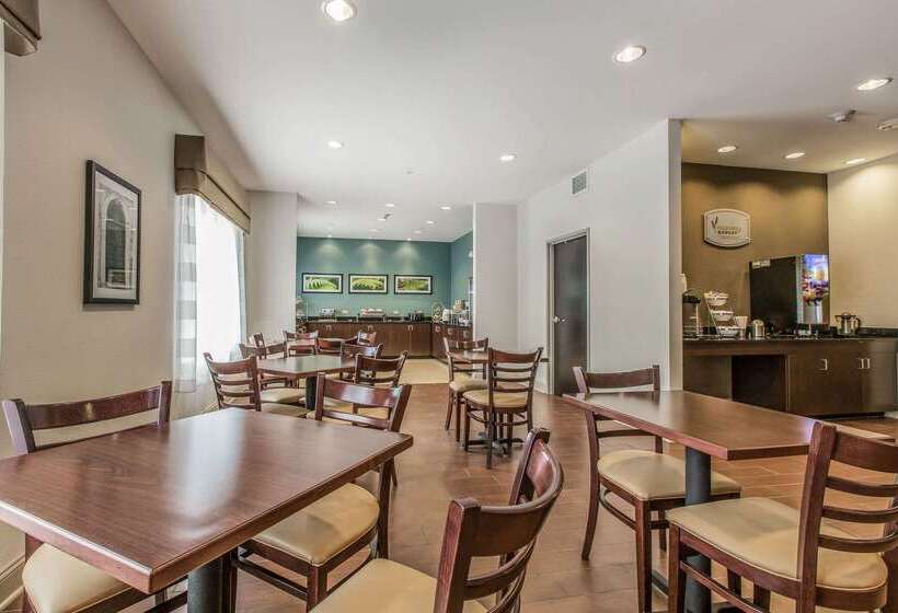 Отель Sleep Inn & Suites Clintwood