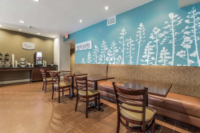 Отель Sleep Inn & Suites Clintwood